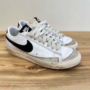 Nike low blazers 77